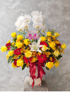 3774 Flower Arrangement